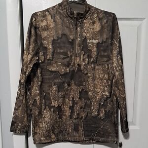 NWOT! Magellan Outdoors Realtree Camo Half-Zip Pullover